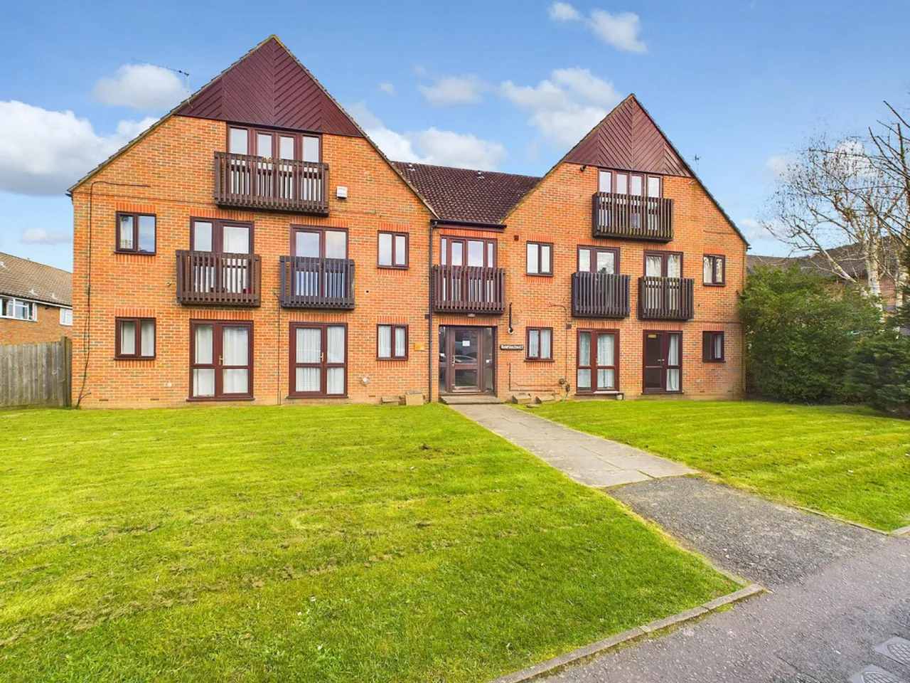 flat to rent, Northgate, RH10