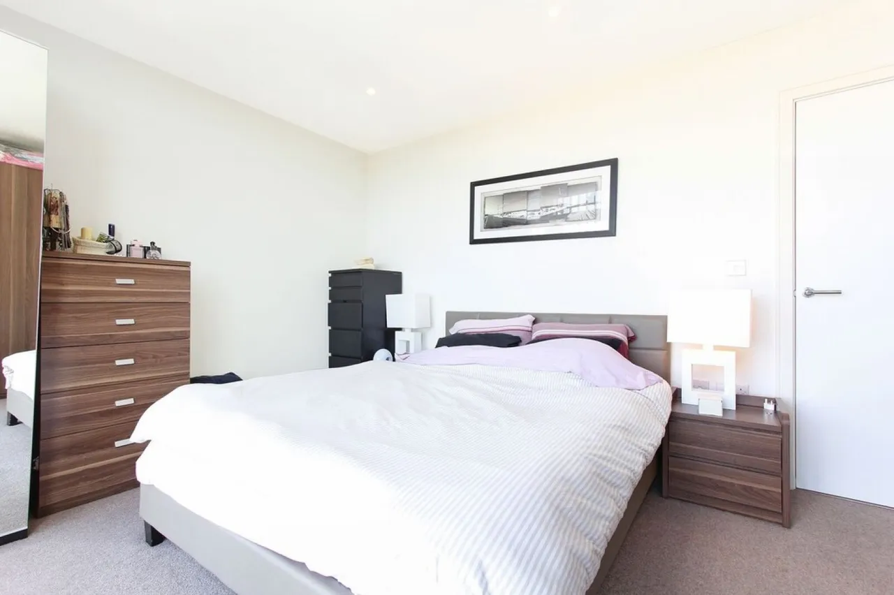 Osiers Tower, Wandsworth Riverside, SW18, photo 7