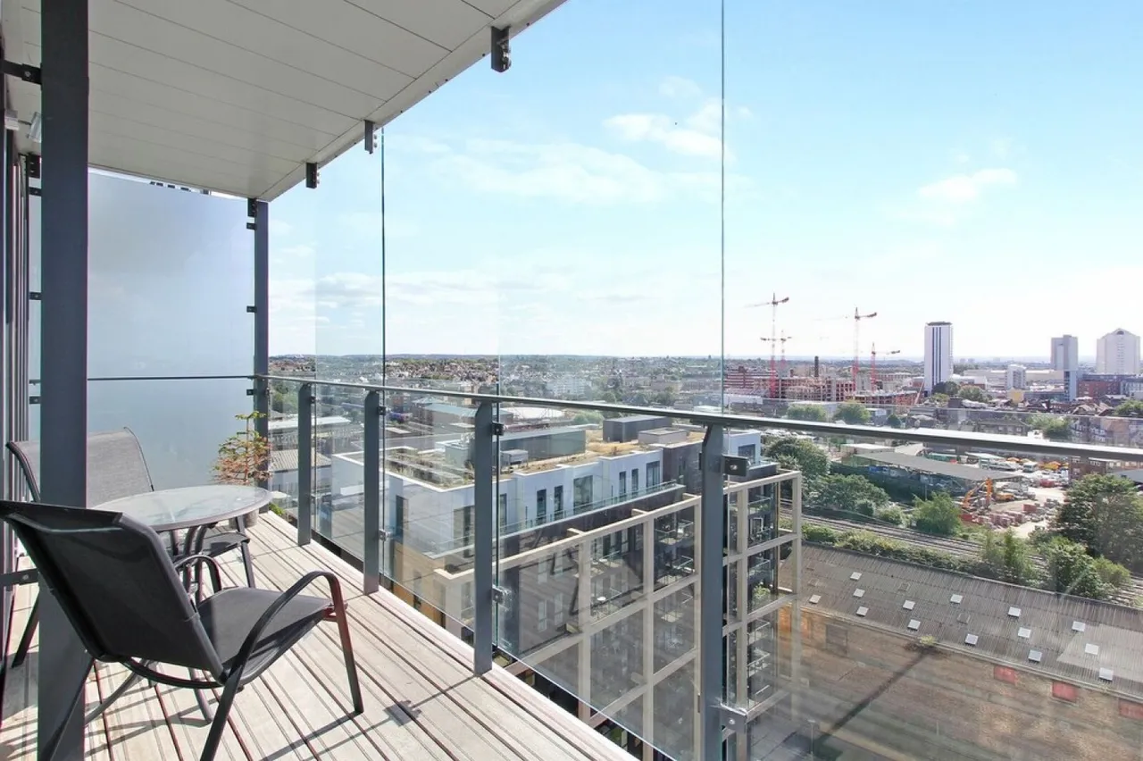 Osiers Tower, Wandsworth Riverside, SW18, photo 9