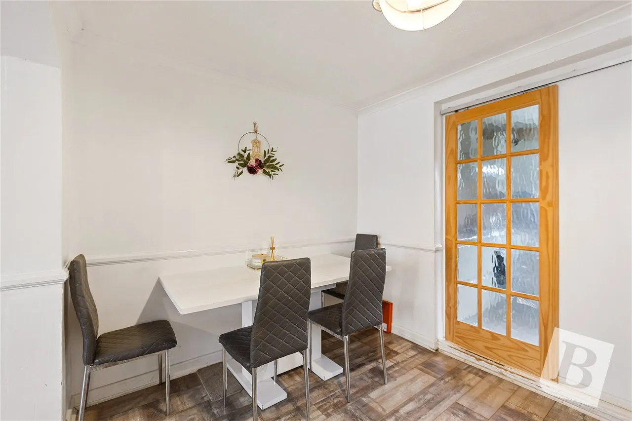 Westfield Road, Dagenham, RM9, photo 10
