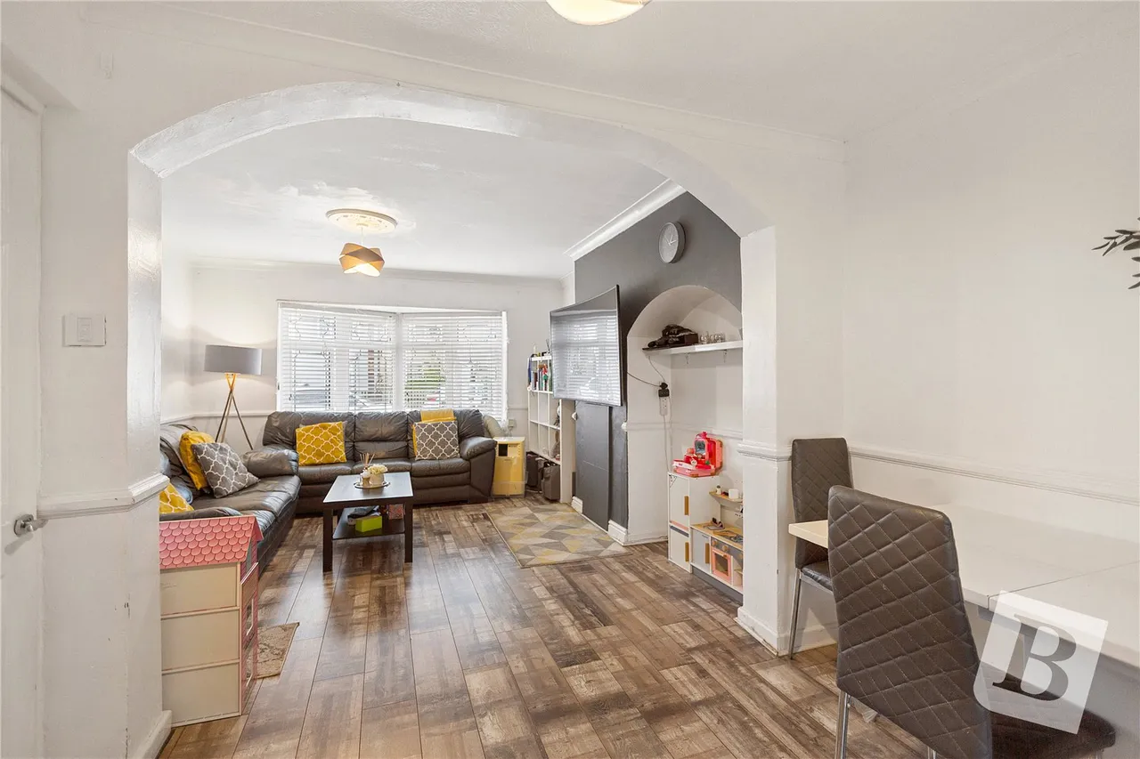 Westfield Road, Dagenham, RM9, photo 14