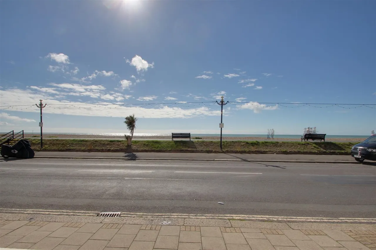Marine Parade, Worthing, photo 2