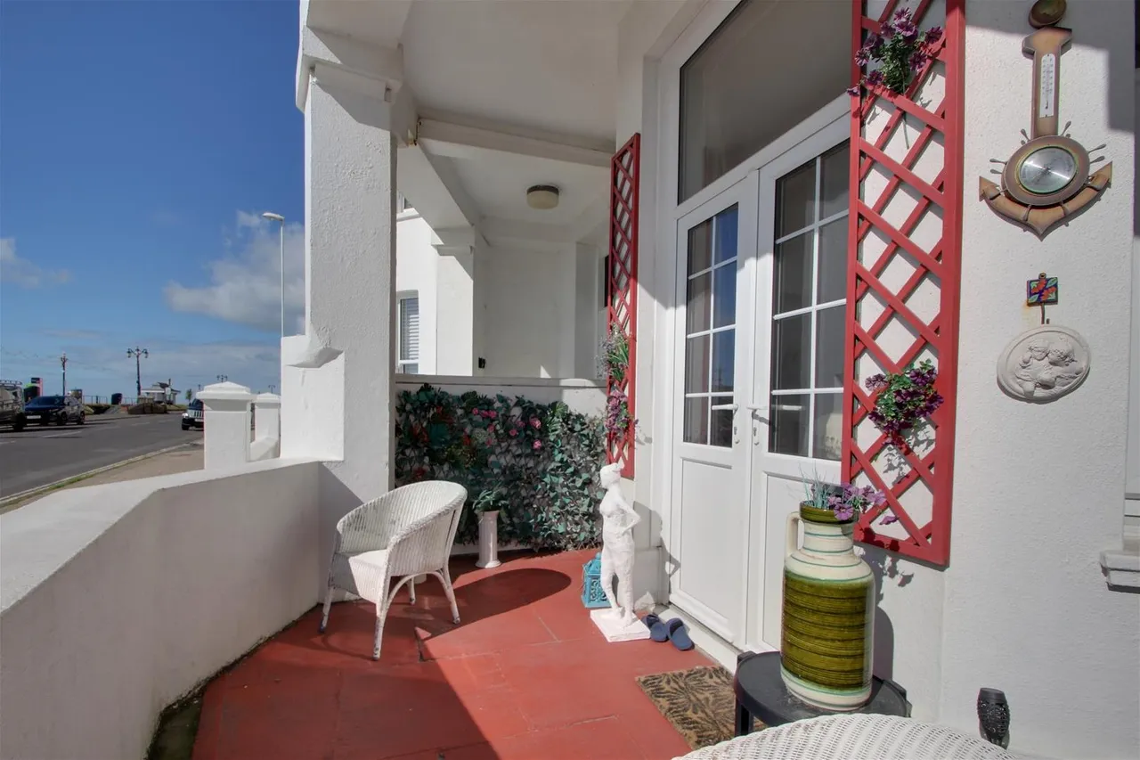 Marine Parade, Worthing, photo 9