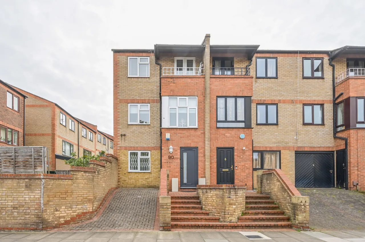 4 bed house for sale, London, E14
