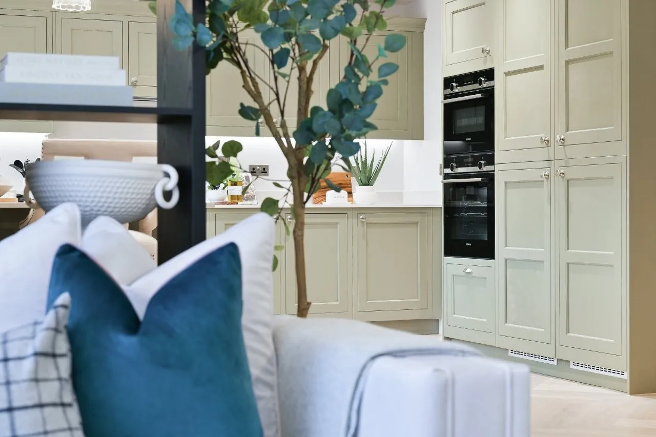 Otway Close, Tadworth, photo 9