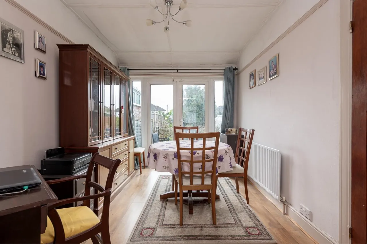 Barry Avenue, Bexleyheath, Kent DA7 5LJ, photo 3