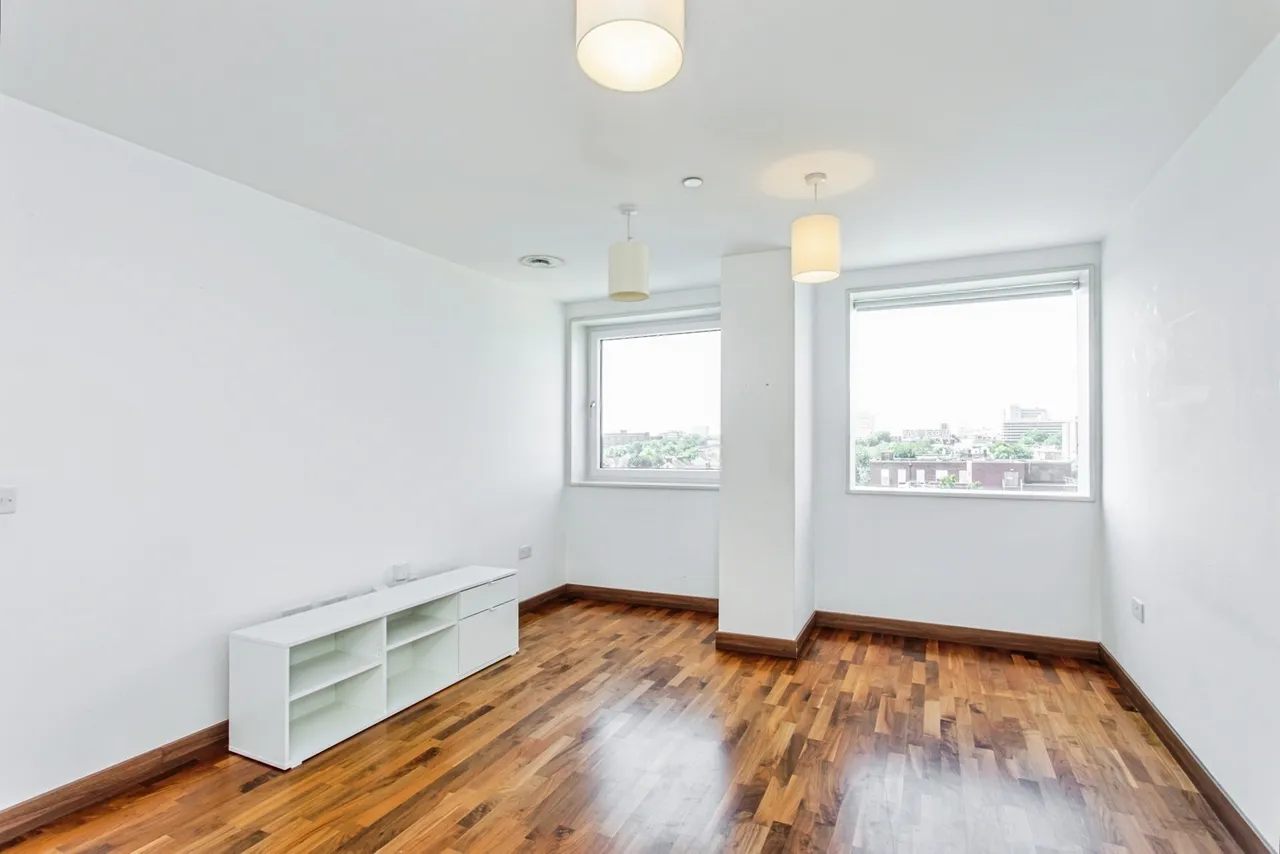 Highbanks, 155 Southchurch Avenue, Southend-On-Sea, Essex, SS1, photo 4