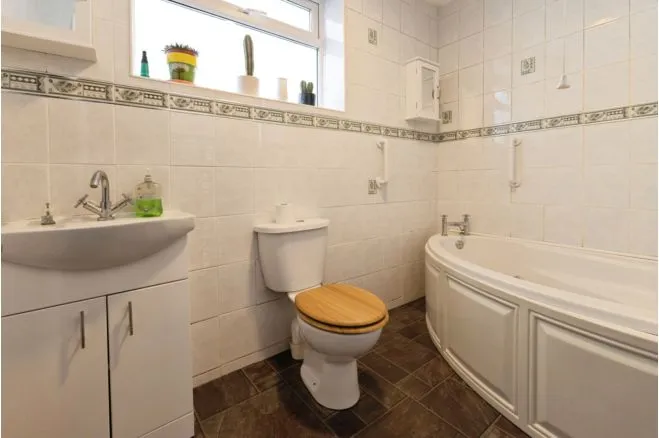 Lilac Grove, Redcar, TS10, photo 13