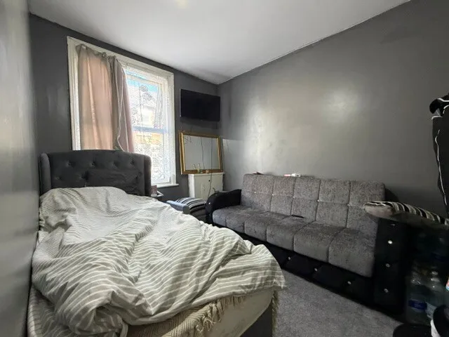 Hampton Road, Luton, Beds, photo 7