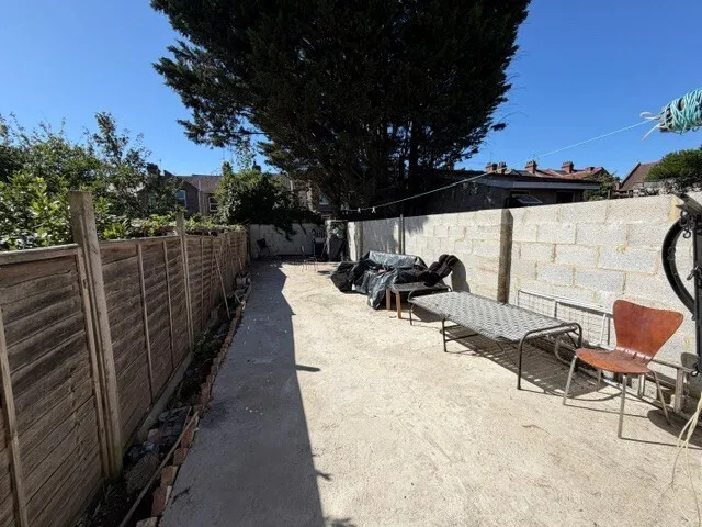 Hampton Road, Luton, Beds, photo 4
