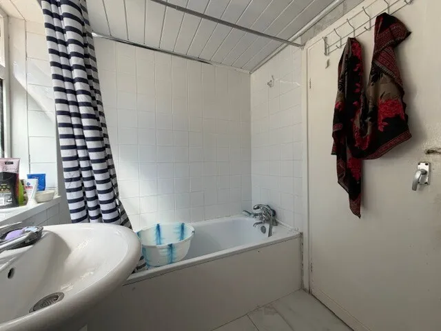 Hampton Road, Luton, Beds, photo 6