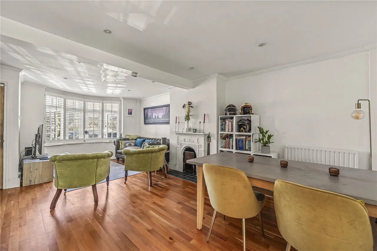 Avenue Road, Hampton, TW12 2BE, photo 4