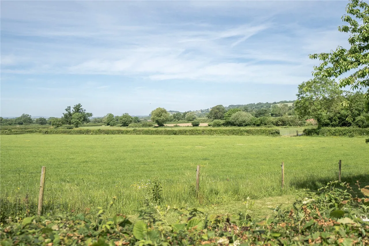 North Lane, Hardington Mandeville, Yeovil, Somerset, BA22 9PF, photo 34