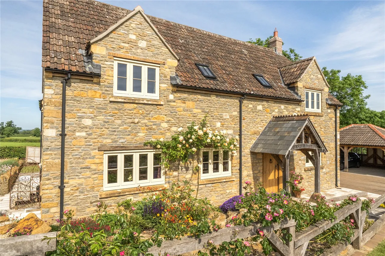 North Lane, Hardington Mandeville, Yeovil, Somerset, BA22 9PF, photo 16