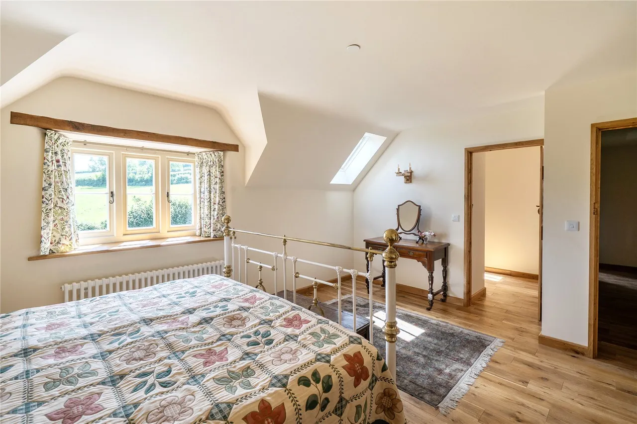 North Lane, Hardington Mandeville, Yeovil, Somerset, BA22 9PF, photo 20