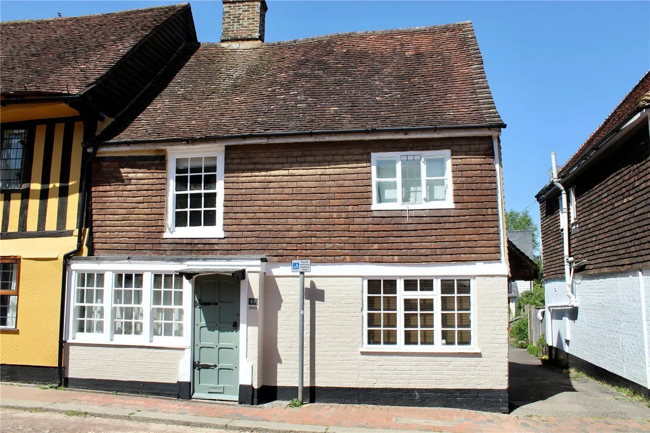 High Street, Robertsbridge, TN32, photo 16
