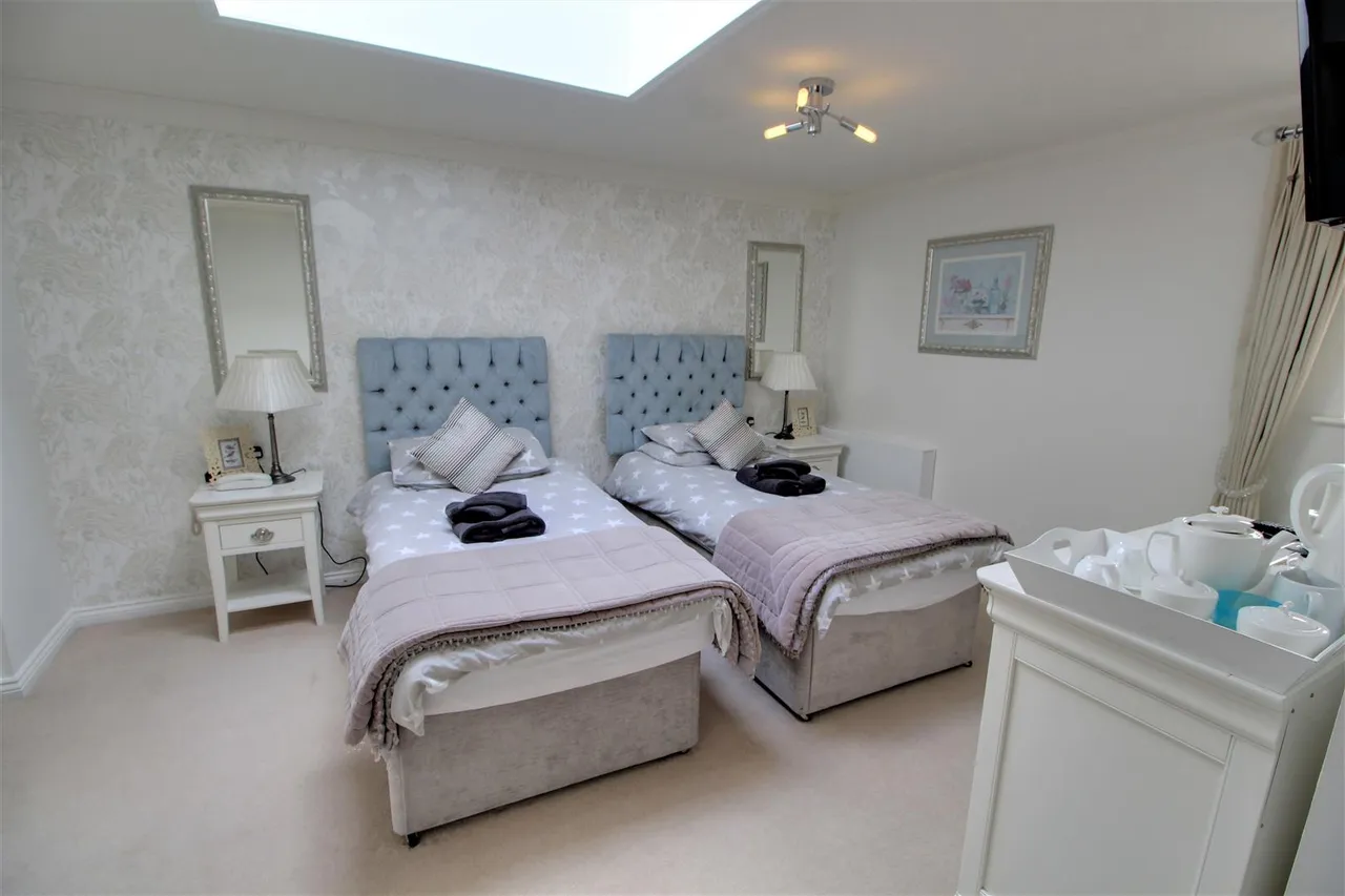 St. Peters Road, Portishead, BS20, photo 14