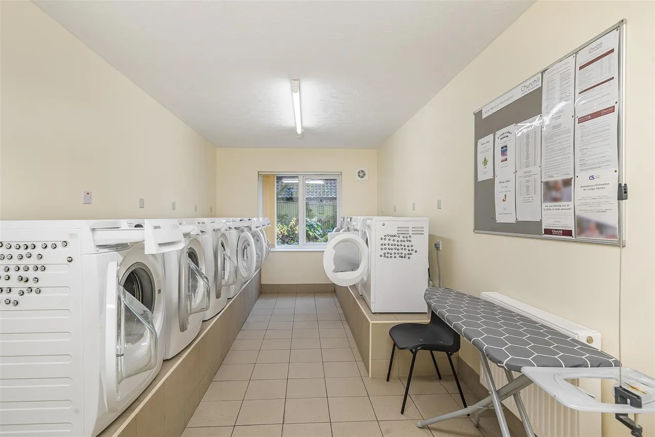 St. Peters Road, Portishead, BS20, photo 11