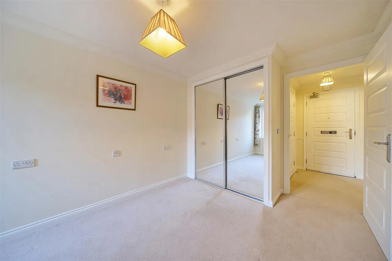 St. Peters Road, Portishead, BS20, photo 7