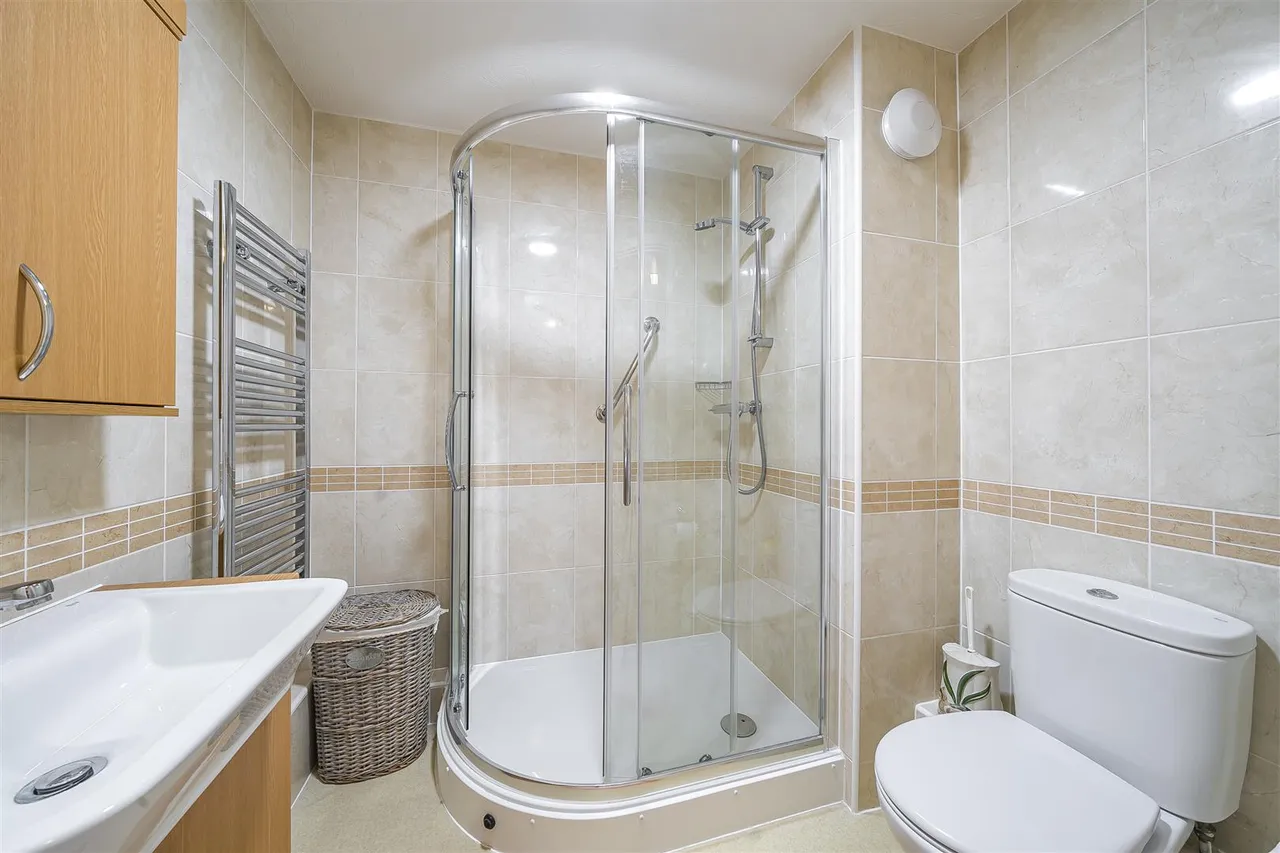 St. Peters Road, Portishead, BS20, photo 8