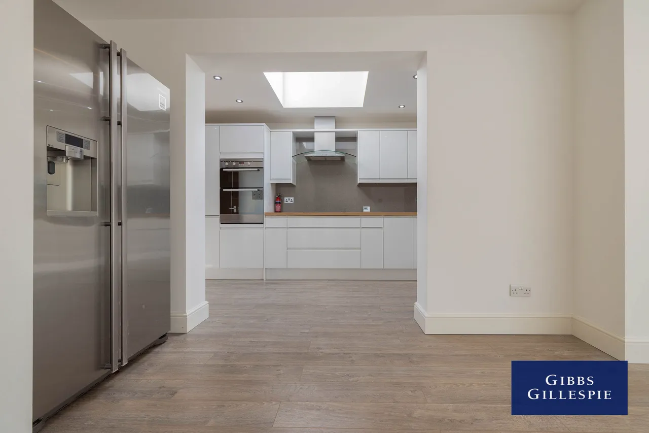 Potter Street, Northwood Fees Apply, HA6, photo 7