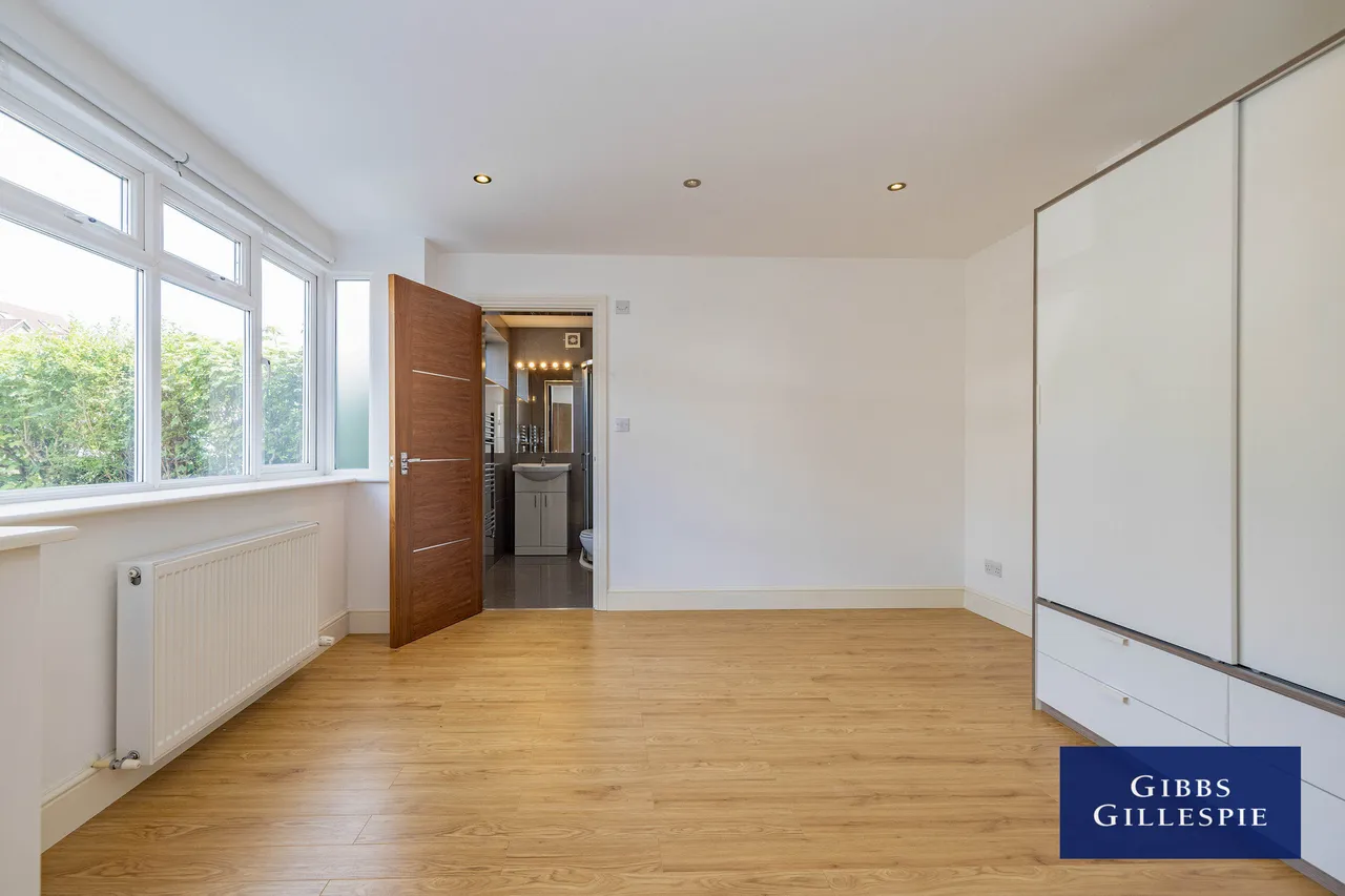Potter Street, Northwood Fees Apply, HA6, photo 4
