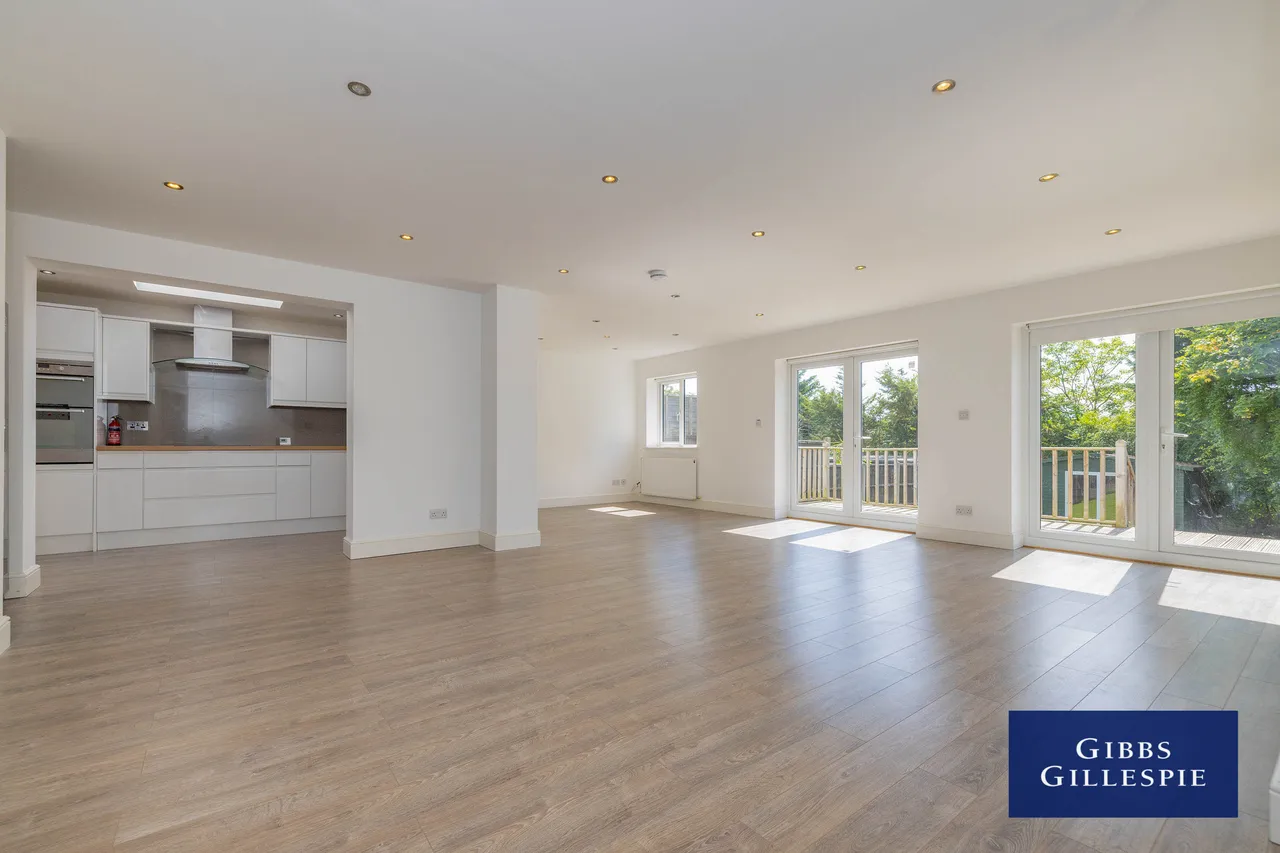 Potter Street, Northwood Fees Apply, HA6, photo 2