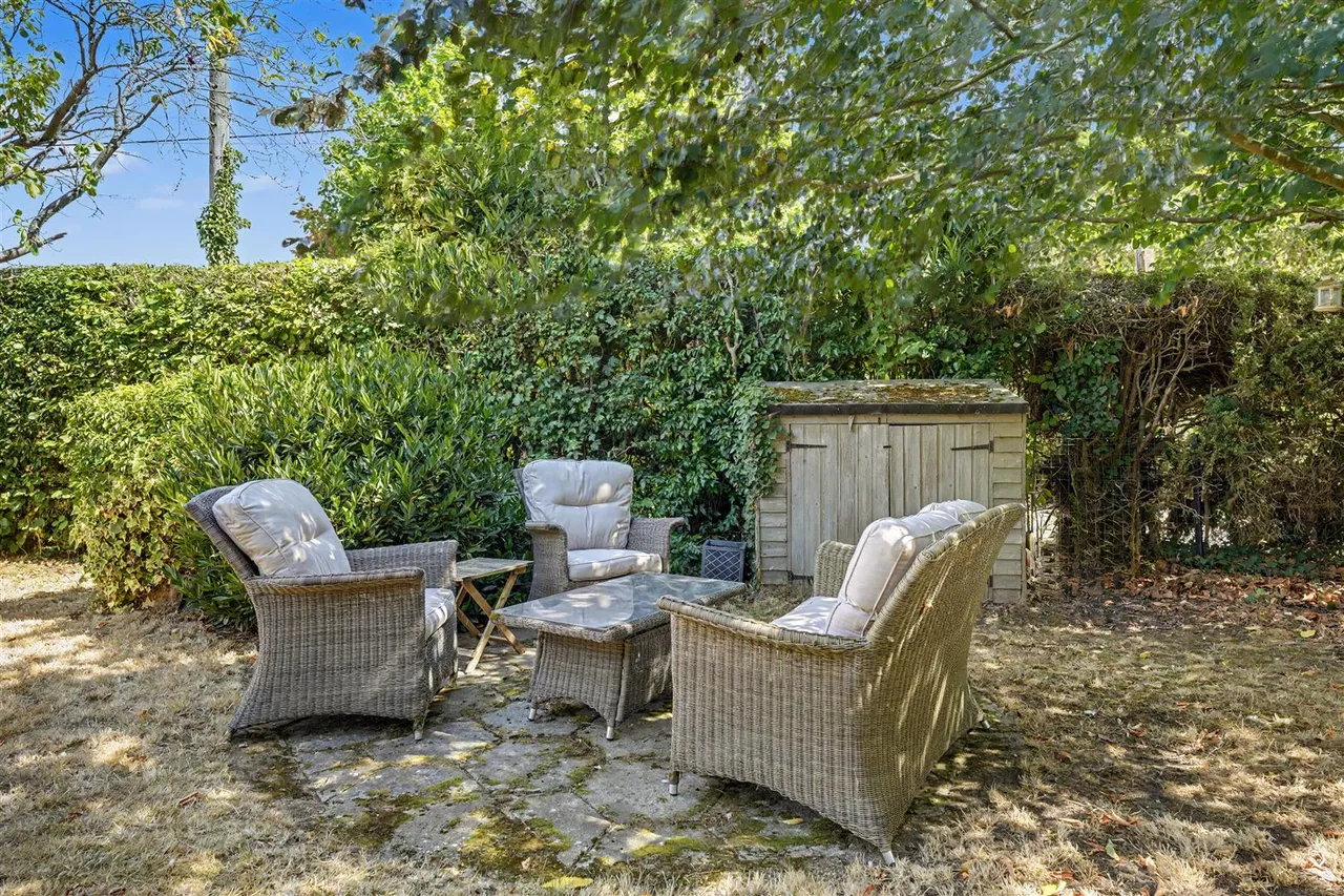 Manor Road, Little Easton, CM6, photo 28
