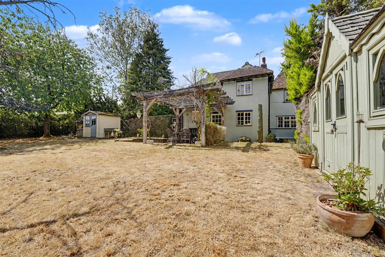 Manor Road, Little Easton, CM6, photo 24