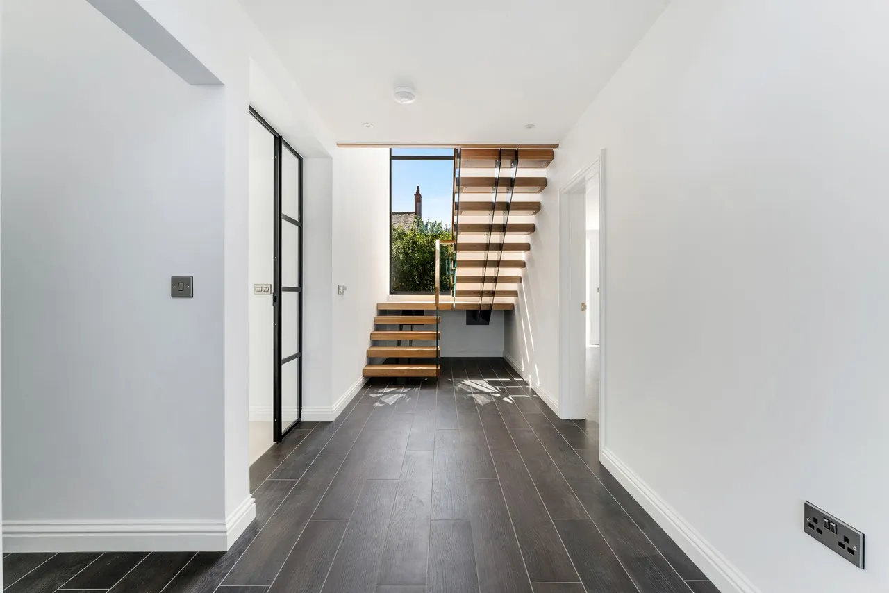 Sutton Road, Alderley Edge, SK9, photo 12