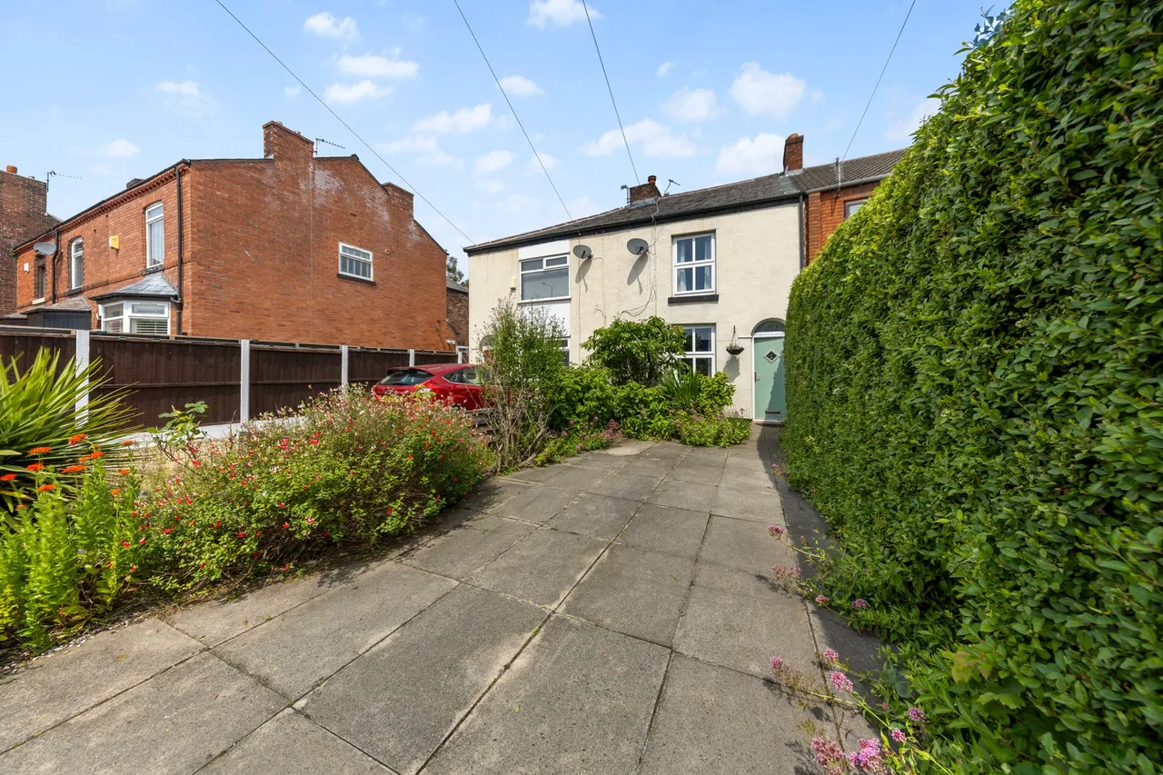 2 bed house for sale — Crow Lane East, Newton-Le-Willows, WA12 9UA
