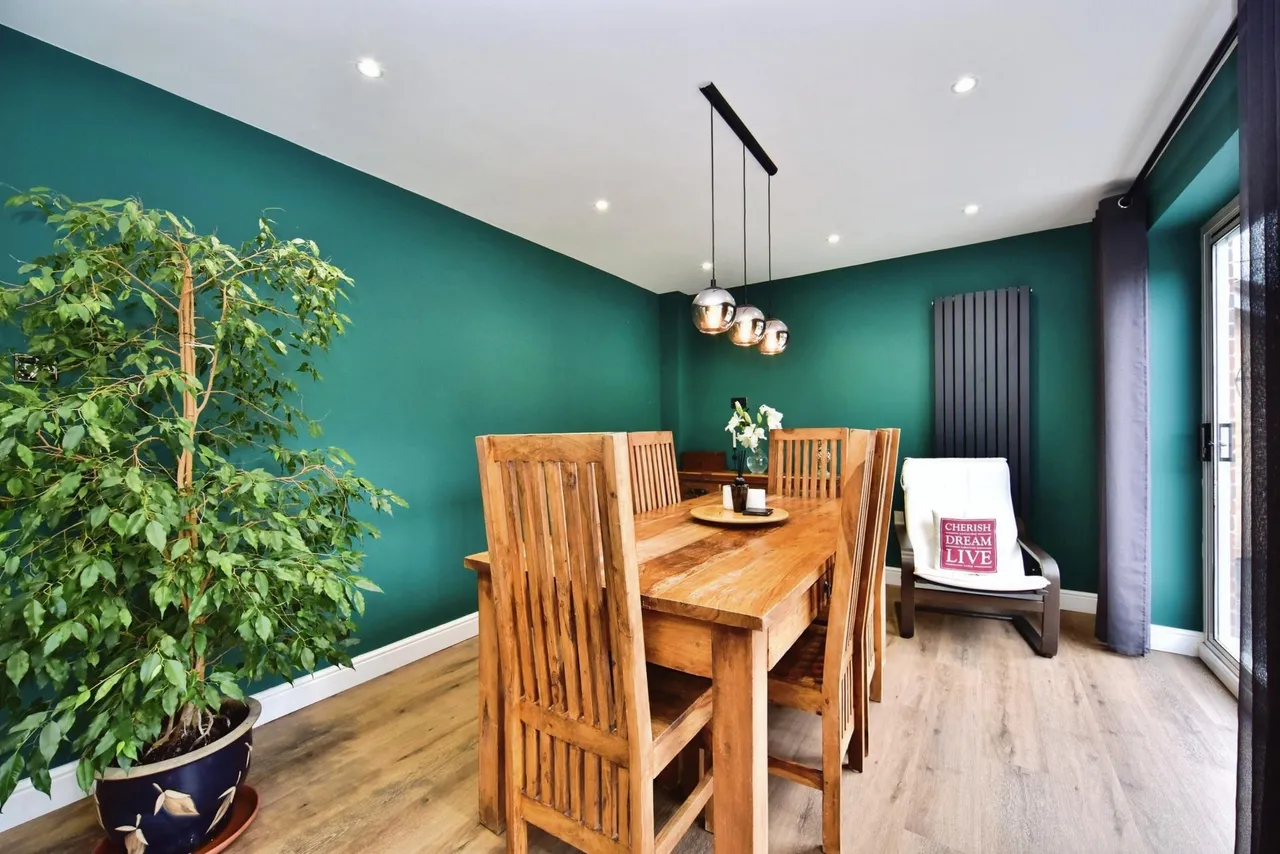 Kemsley, Sittingbourne, ME10, photo 8