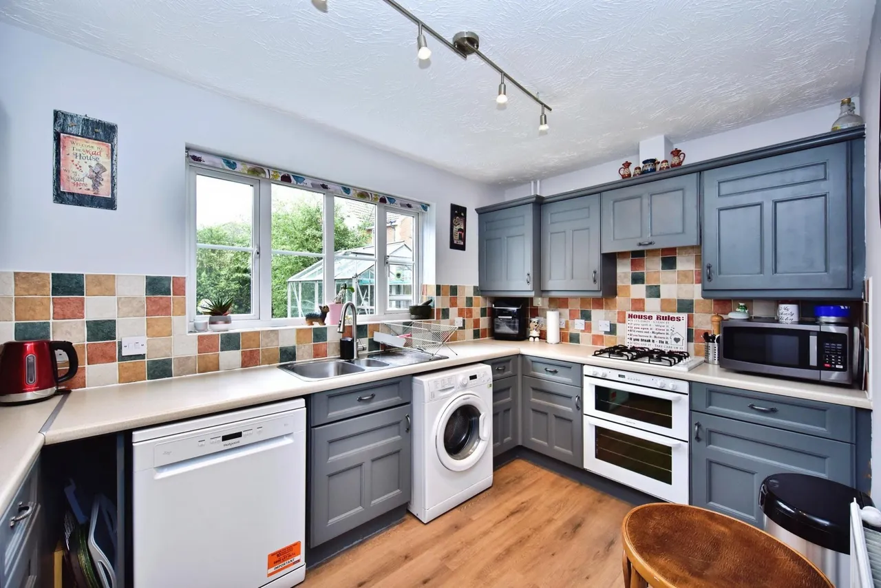 Kemsley, Sittingbourne, ME10, photo 6
