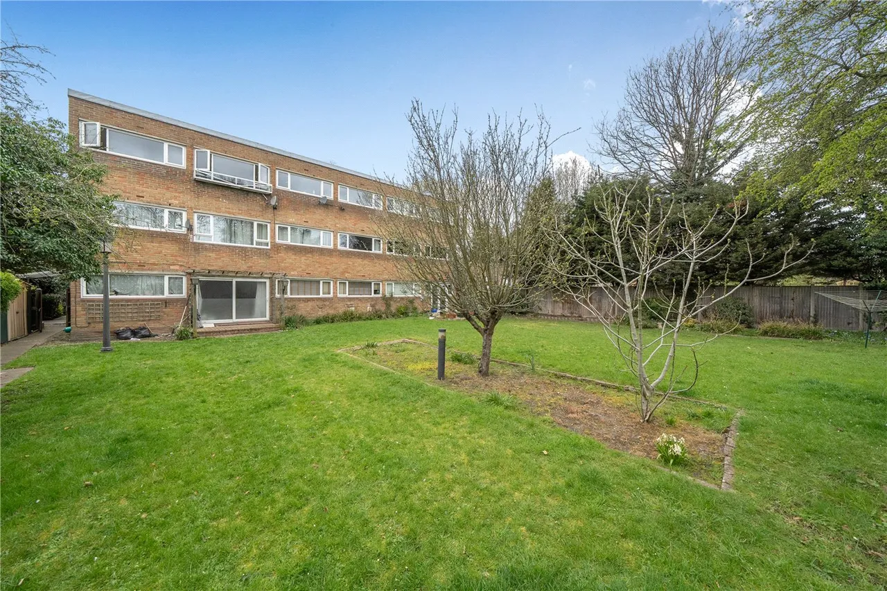 Burnt Ash Hill, Lee, London, SE12, photo 3