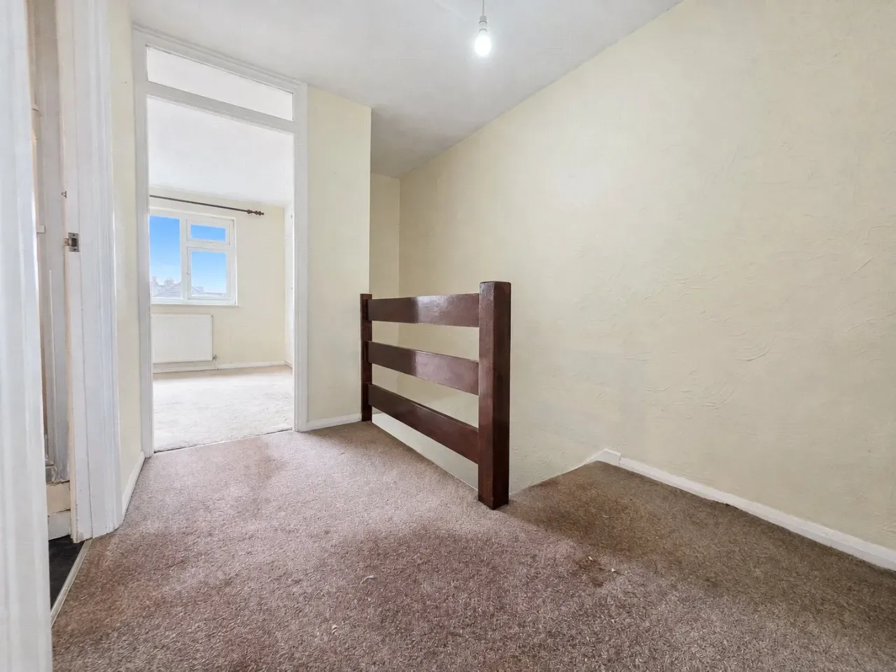 Eastwood Rise, Eastwood, SS9, photo 6