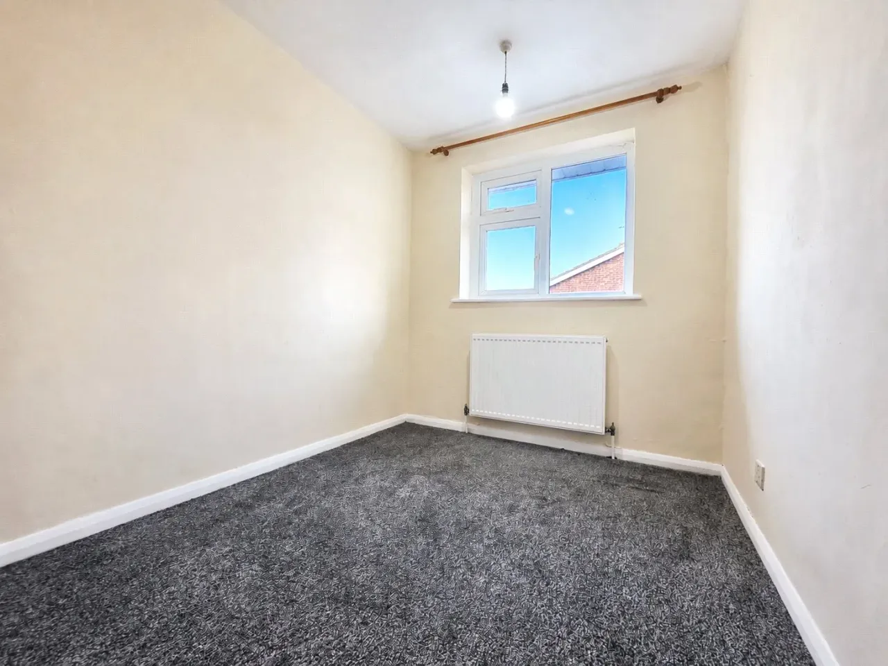 Eastwood Rise, Eastwood, SS9, photo 9