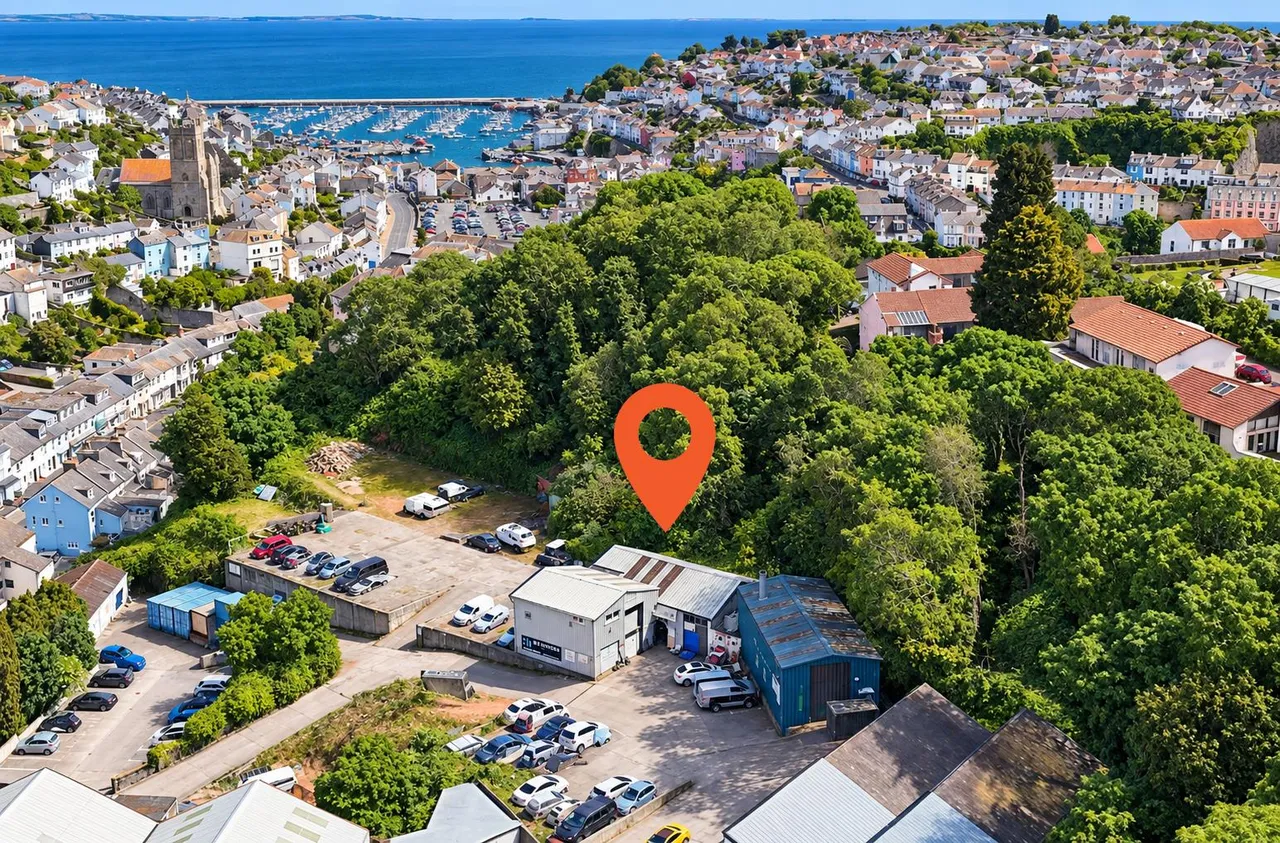 New Road, Brixham, photo 13
