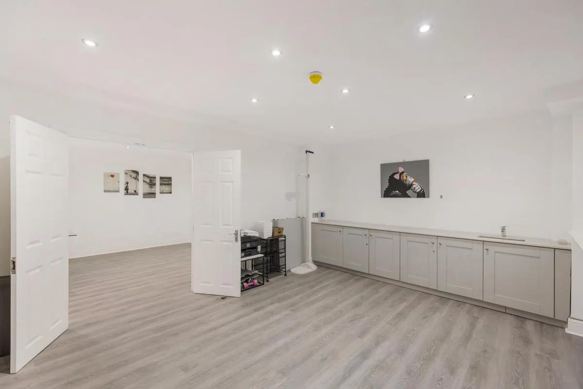 Thames Street, Sunbury-on-thames, TW16, photo 18