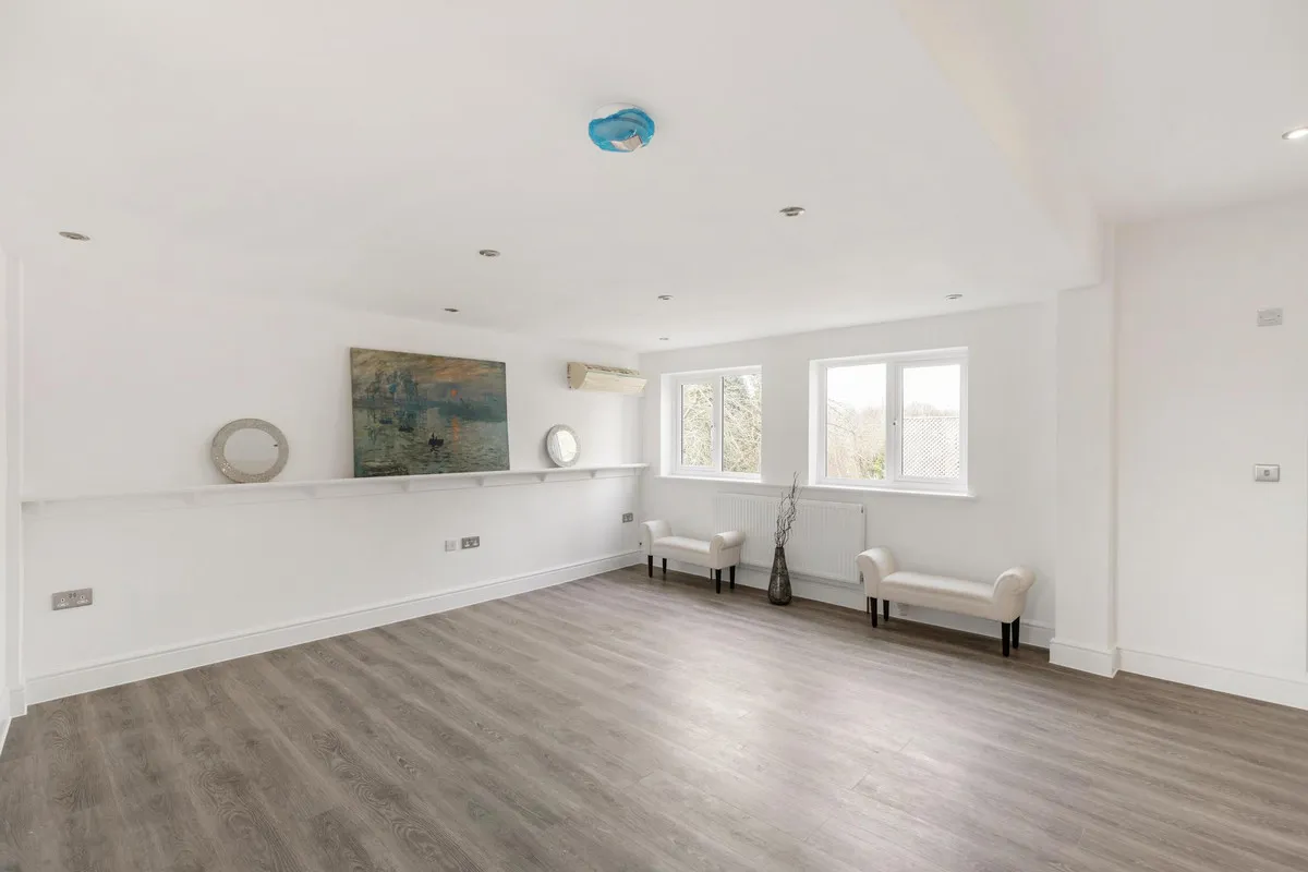 Thames Street, Sunbury-on-thames, TW16, photo 6