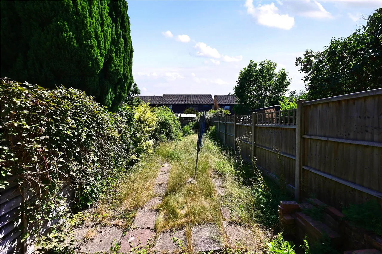 Wellesley Close, Ash Vale, Guildford, Surrey, GU12 5SW, photo 11