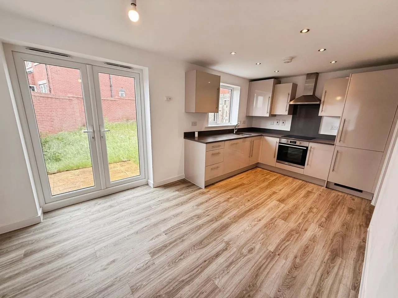 John Williams Close, Priorslee, TF2, photo 7