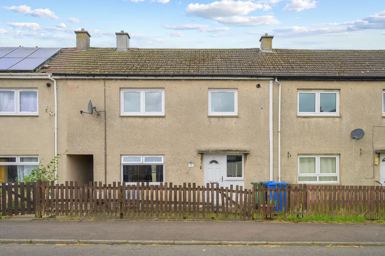 3 bed house for sale — Bridgend Place, Whitburn