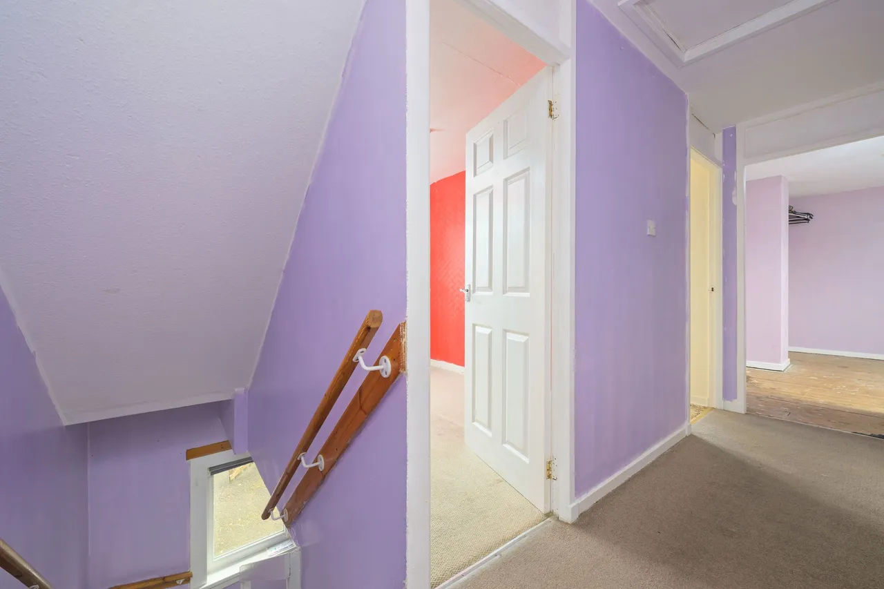 Bridgend Place, Whitburn, photo 6