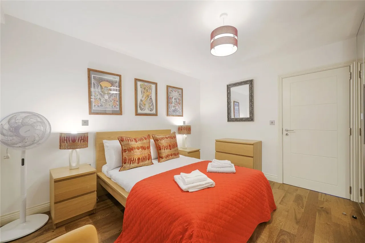 Kentish Town Road, London, NW1, photo 13