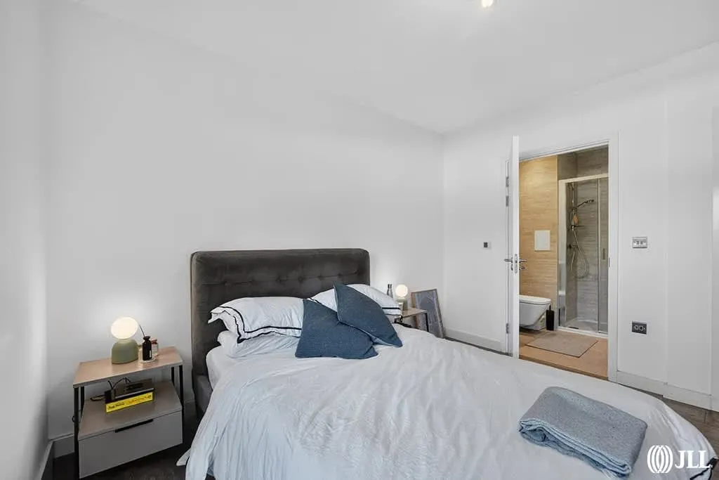 Madison Way, London, E20, photo 12
