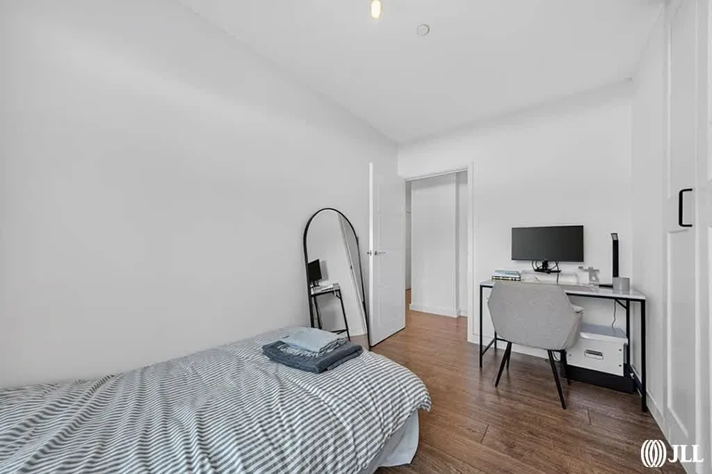 Madison Way, London, E20, photo 14
