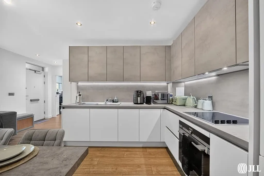 Madison Way, London, E20, photo 13