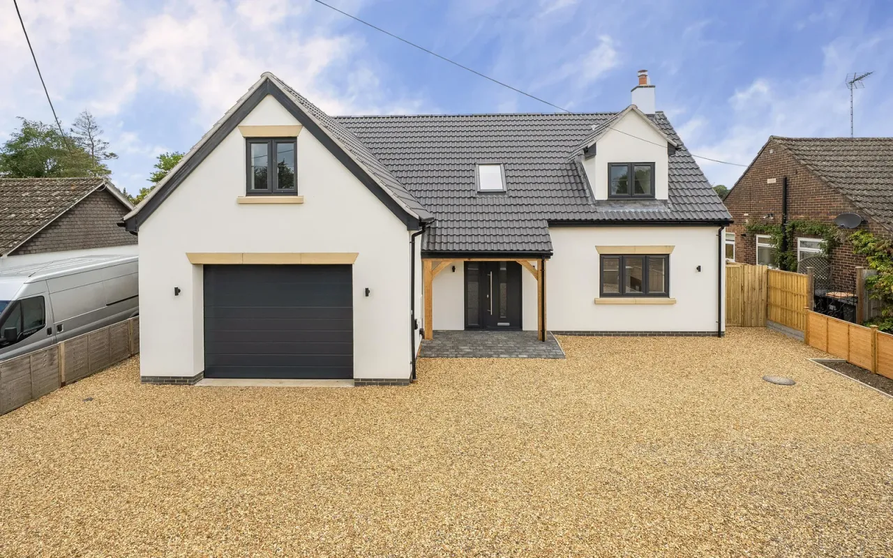 Orchard Lane, Harrold, Bedford, photo 28