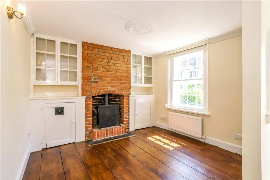 Orchard Street, Chichester, PO19, photo 2
