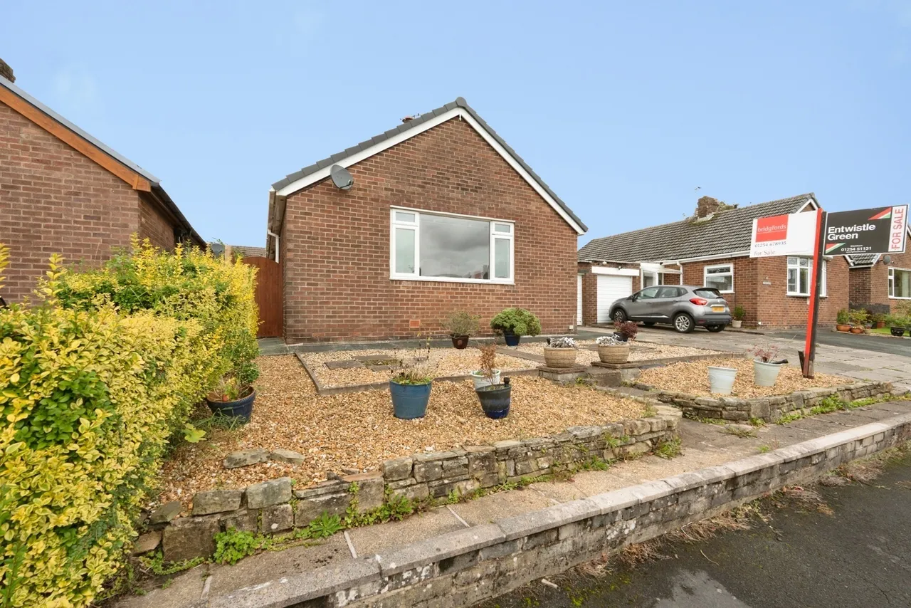 Glendale Drive, Mellor, BB2, photo 2